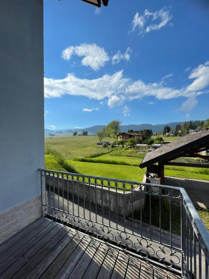 Villa Iris - La Prima Villa Vacanze Nell'Altopiano Asiago Luaran gambar