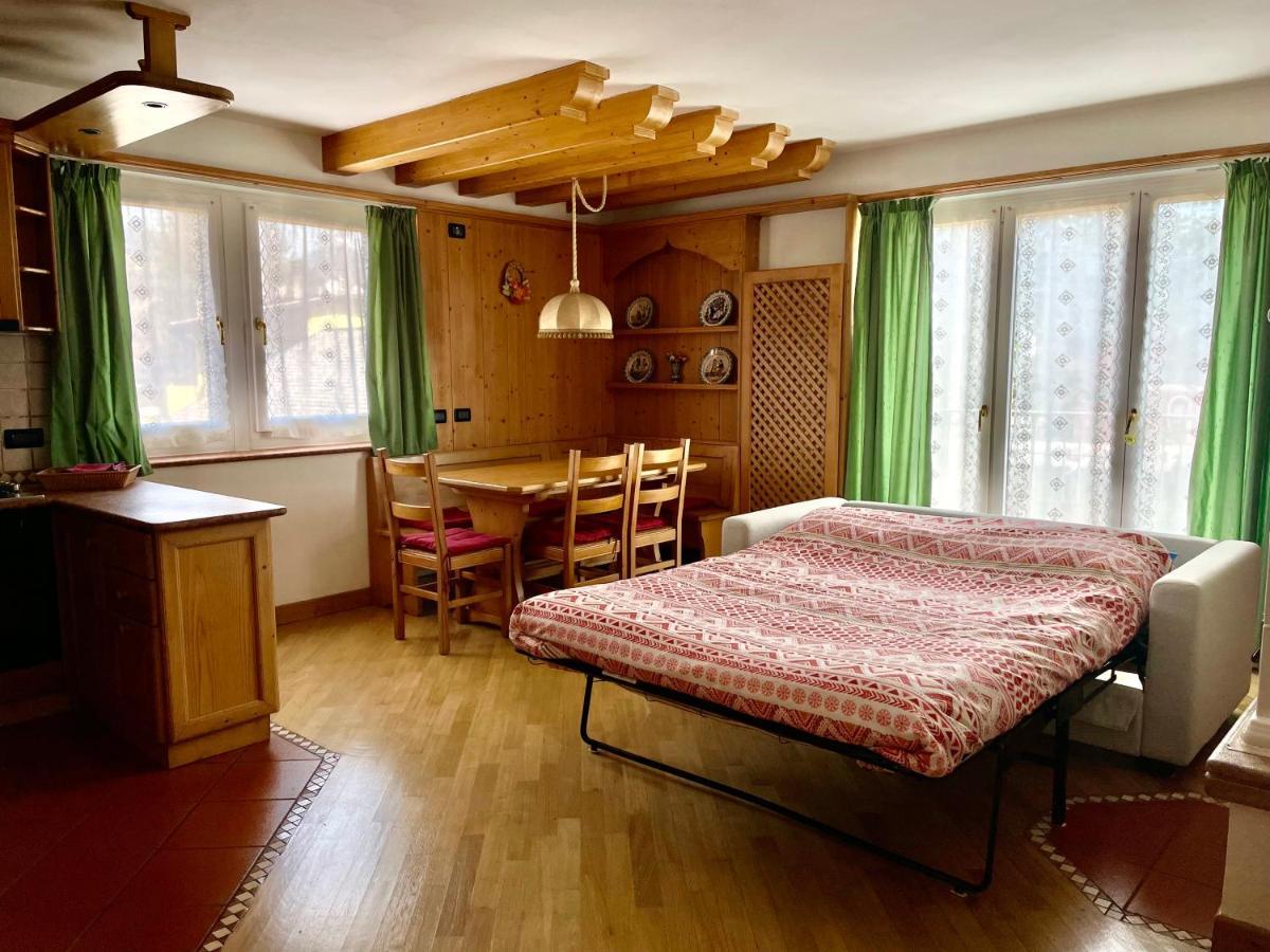 Villa Iris - La Prima Villa Vacanze Nell'Altopiano Asiago Luaran gambar