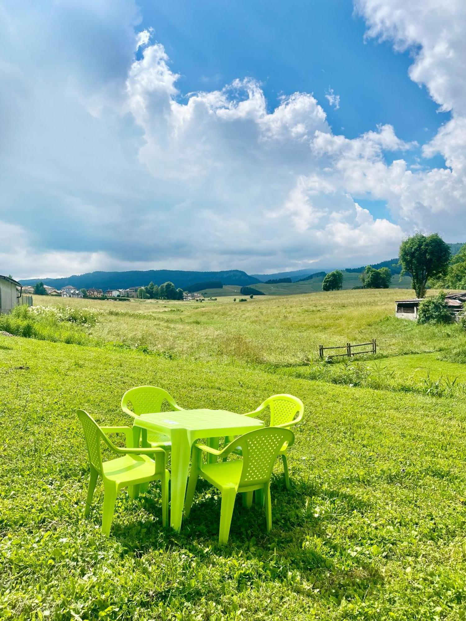 Villa Iris - La Prima Villa Vacanze Nell'Altopiano Asiago Luaran gambar
